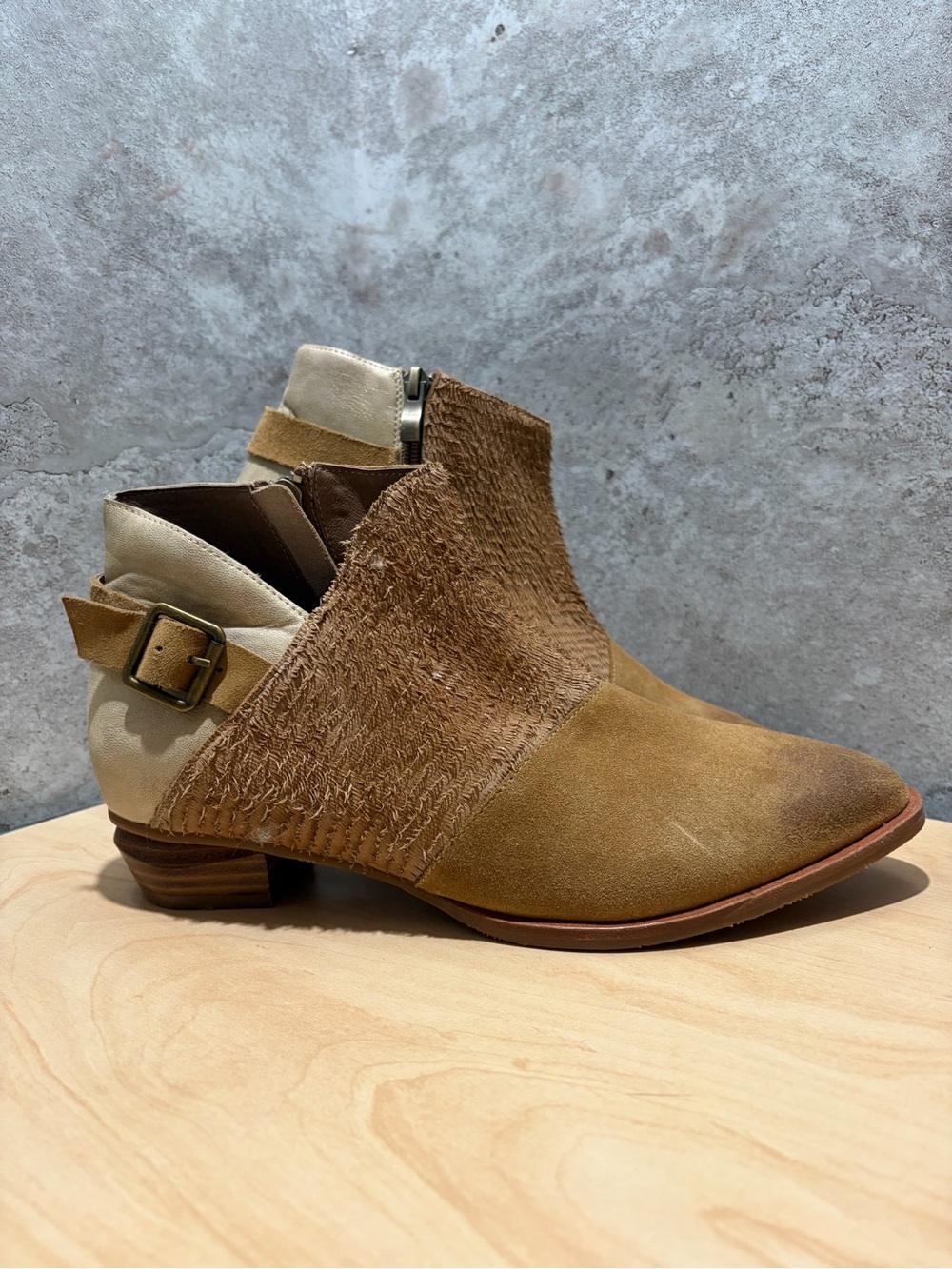 Antelope Laran Leather Buckled Ankle Boots size women’s 41